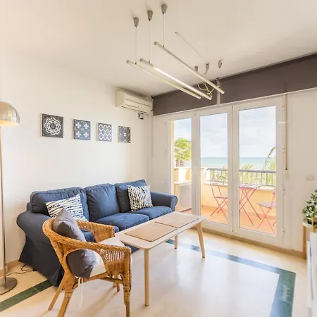 Bonito En Primera Linea De Playa *