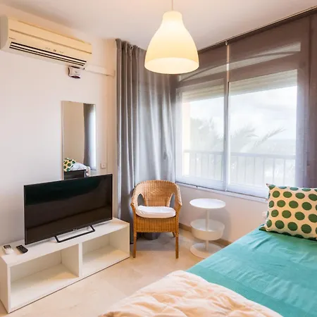 Bonito En Primera Linea De Playa Estepona