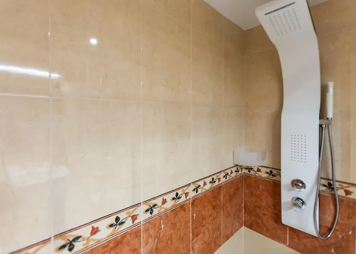 Bonito En Primera Linea De Playa Estepona